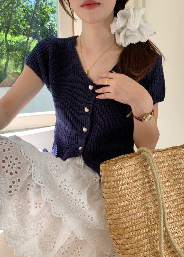 (DEFECT) Lola Hearty Buttoned Knit Top in Navy Blue