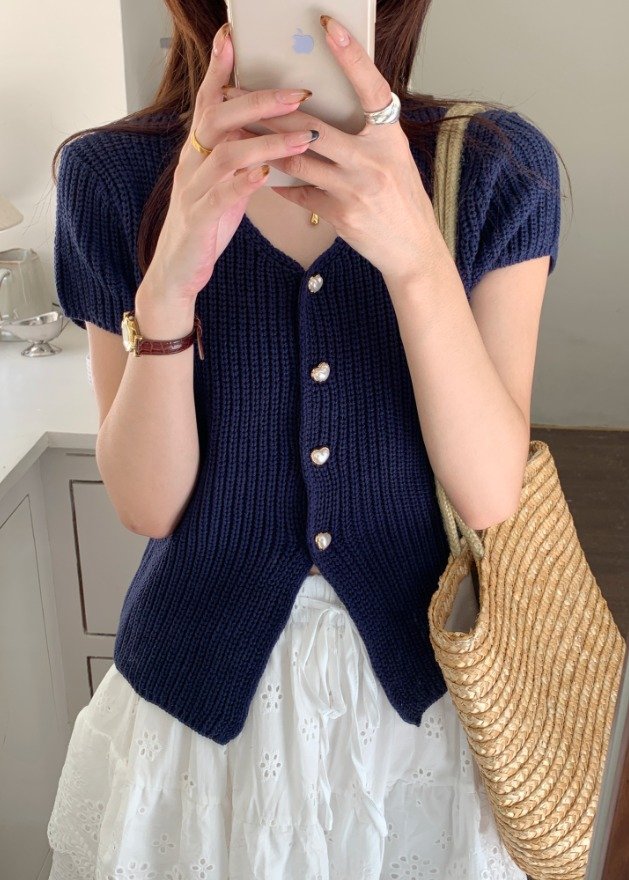(DEFECT) Lola Hearty Buttoned Knit Top in Navy Blue