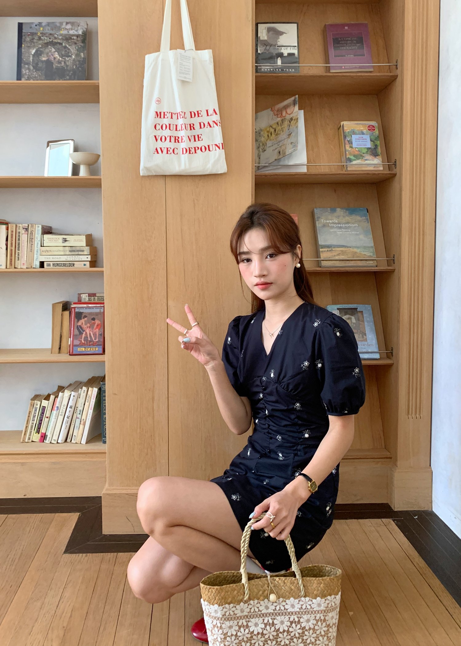 Clara Embroidery Floral Dress in Dark Navy Blue