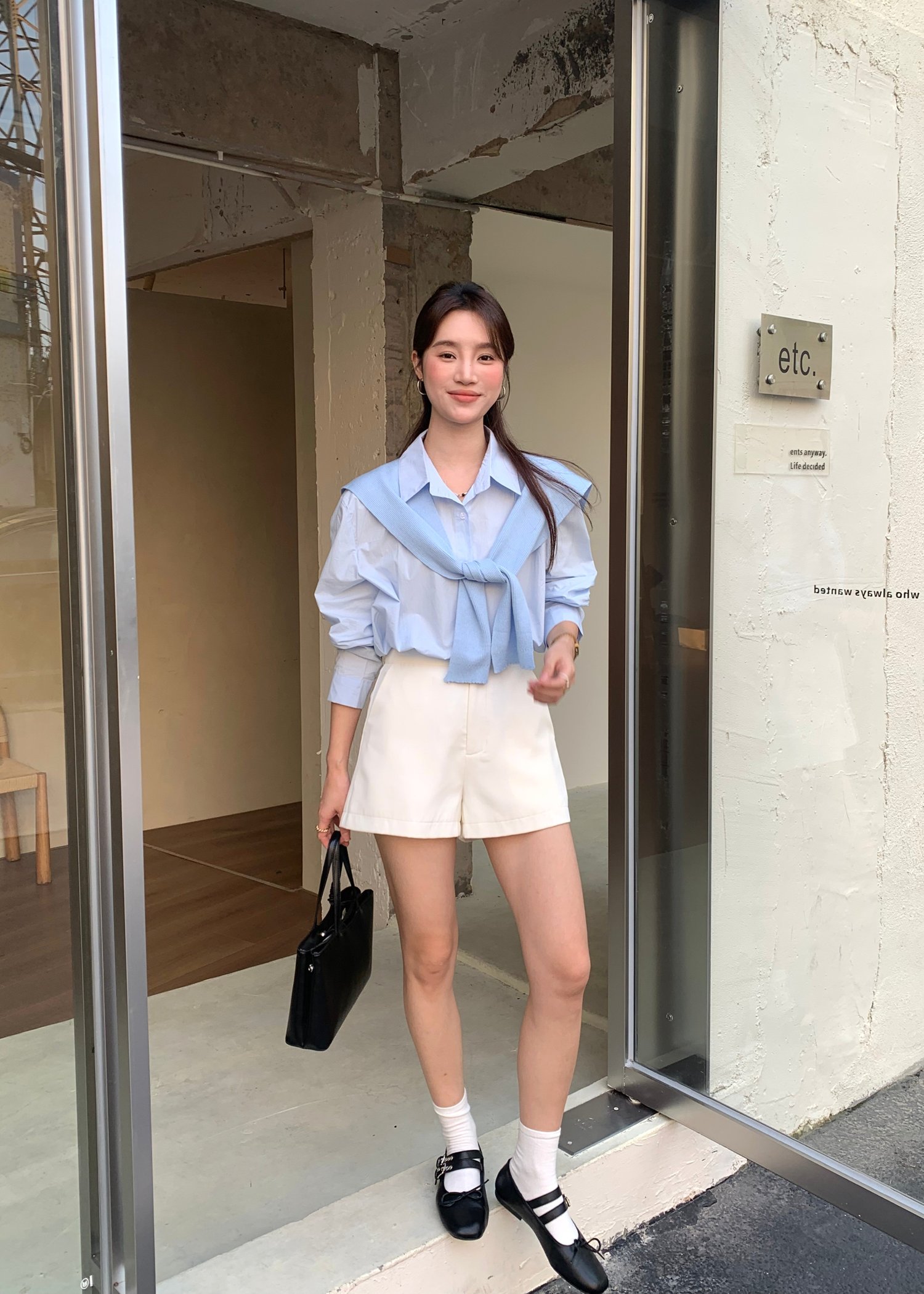 (DEFECT) Laure Everyday Blouse in Blue