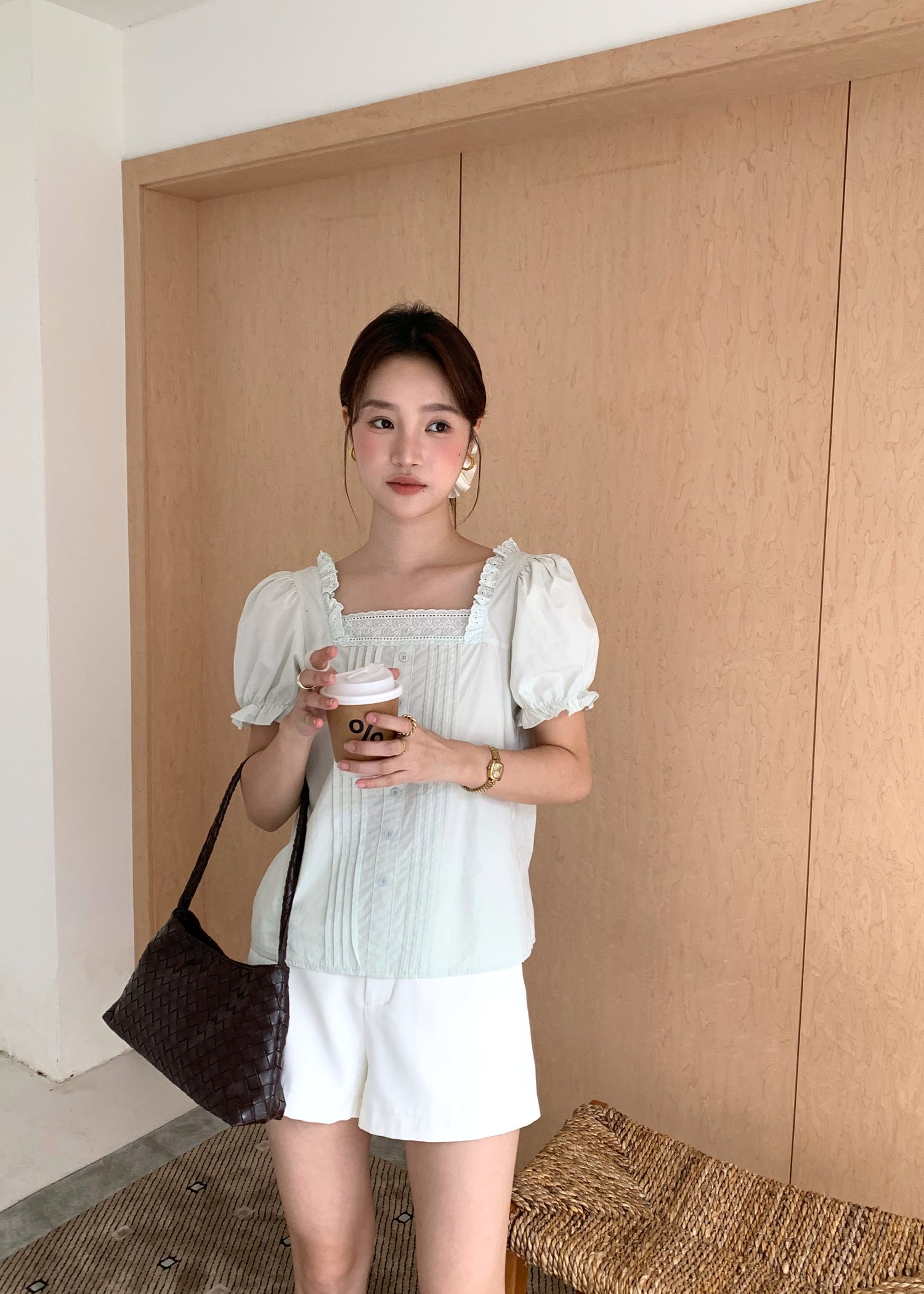 (DEFECT) Hannah Garden Lacey Top in Milk Green