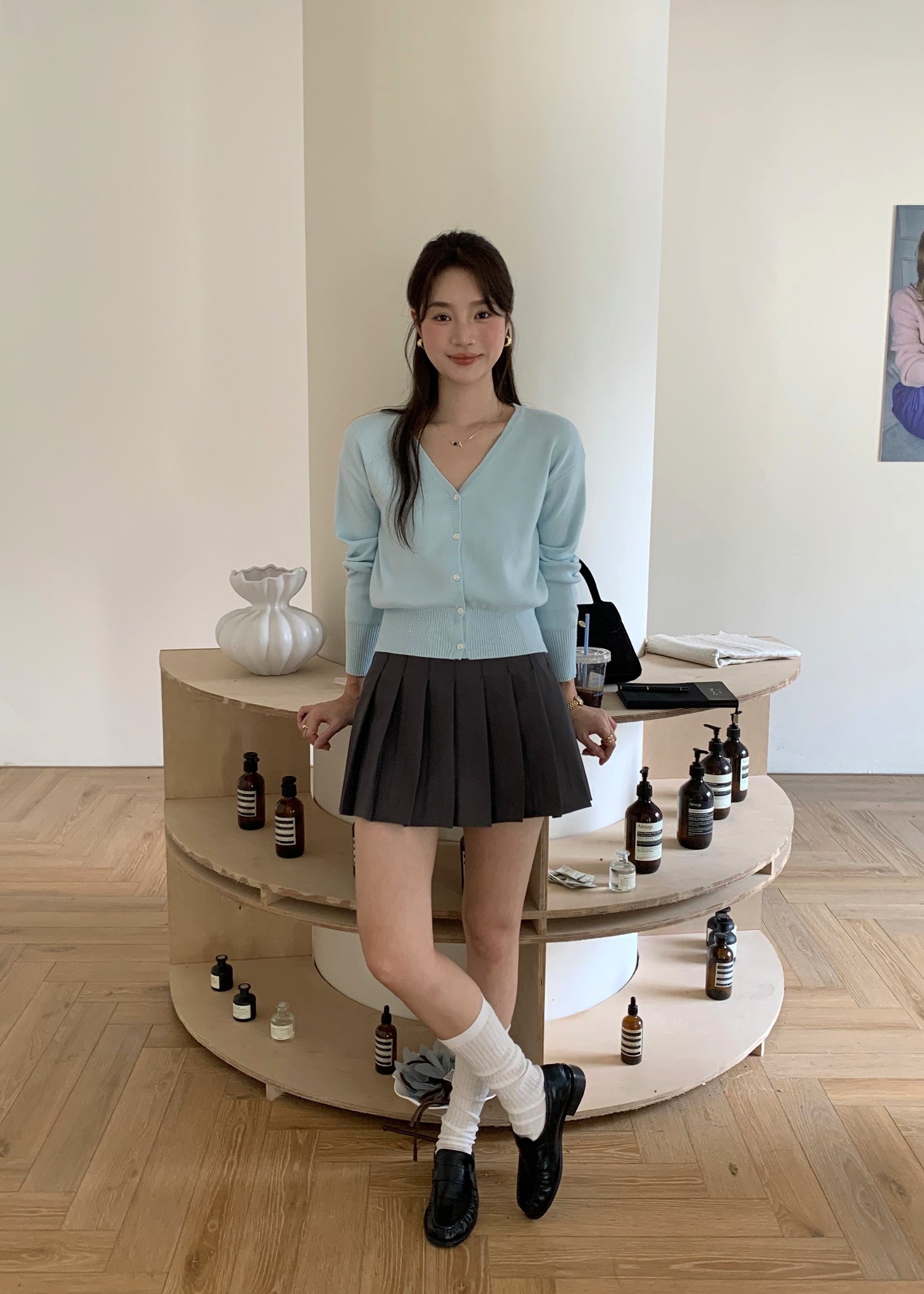 (DEFECT) Elena Long Sleeve Knit Top in Blue