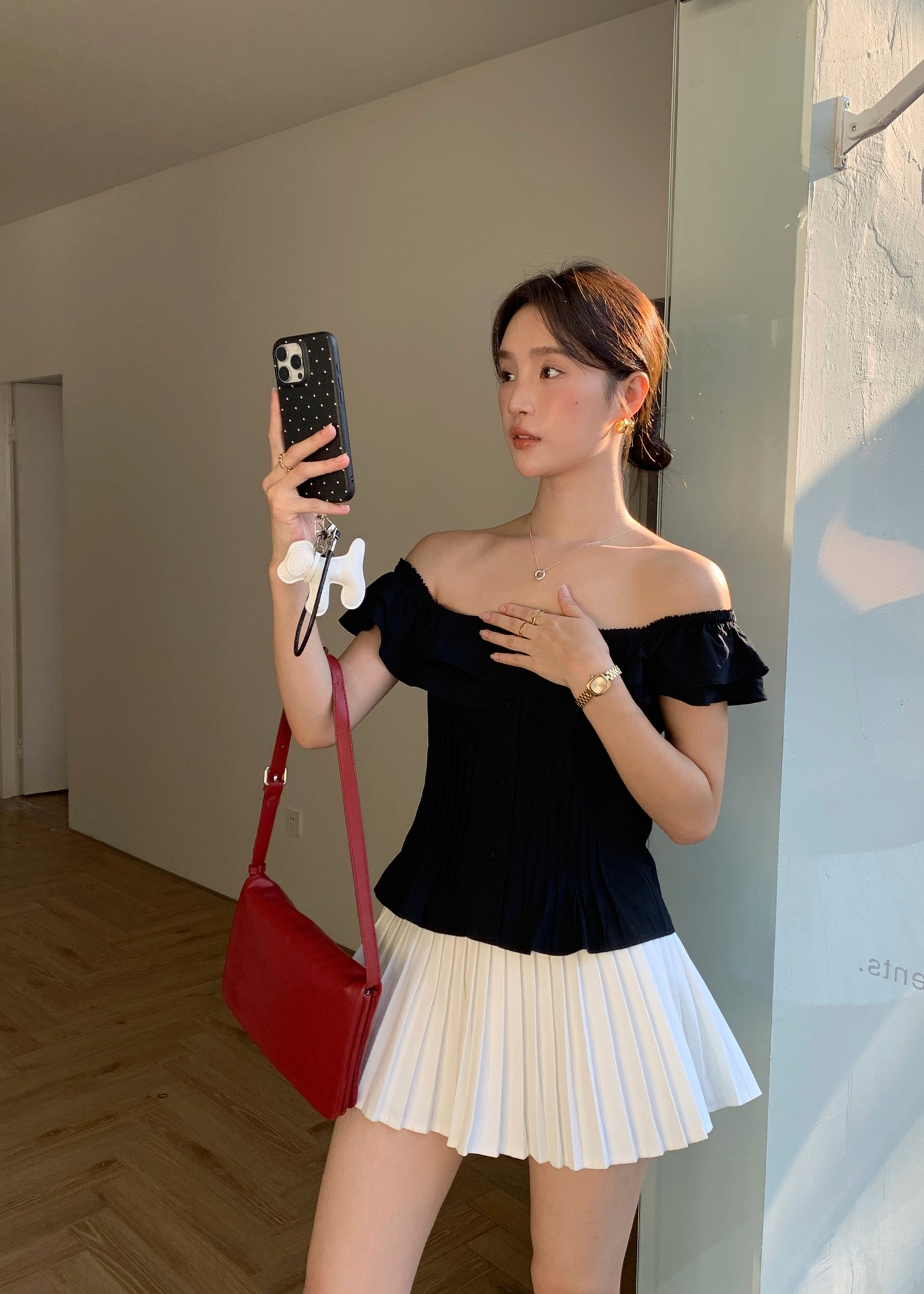 Lana Ruffle Pleated Top in Black