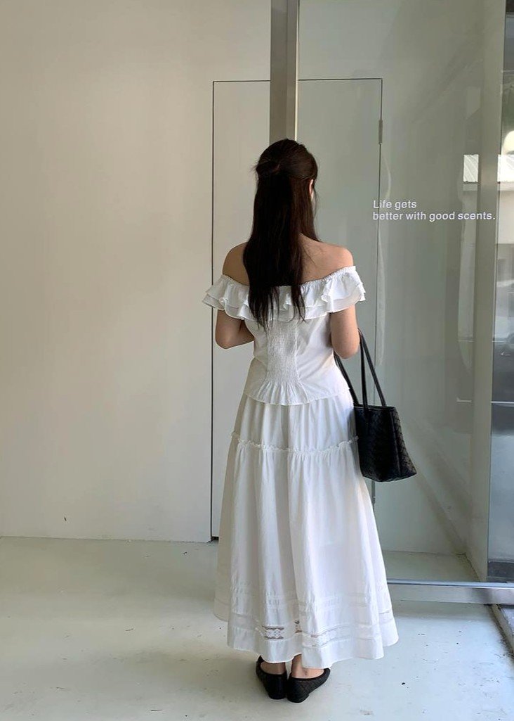 Lana Ruffle Pleated Top in White