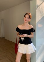 Lana Ruffle Pleated Top in Black