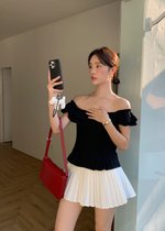 Lana Ruffle Pleated Top in Black