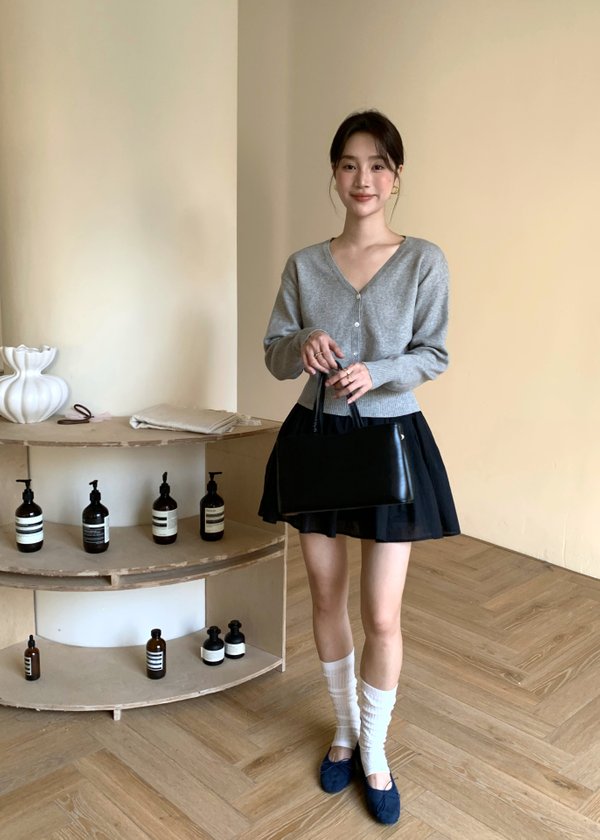 Elena Long Sleeve Knit Top in Grey