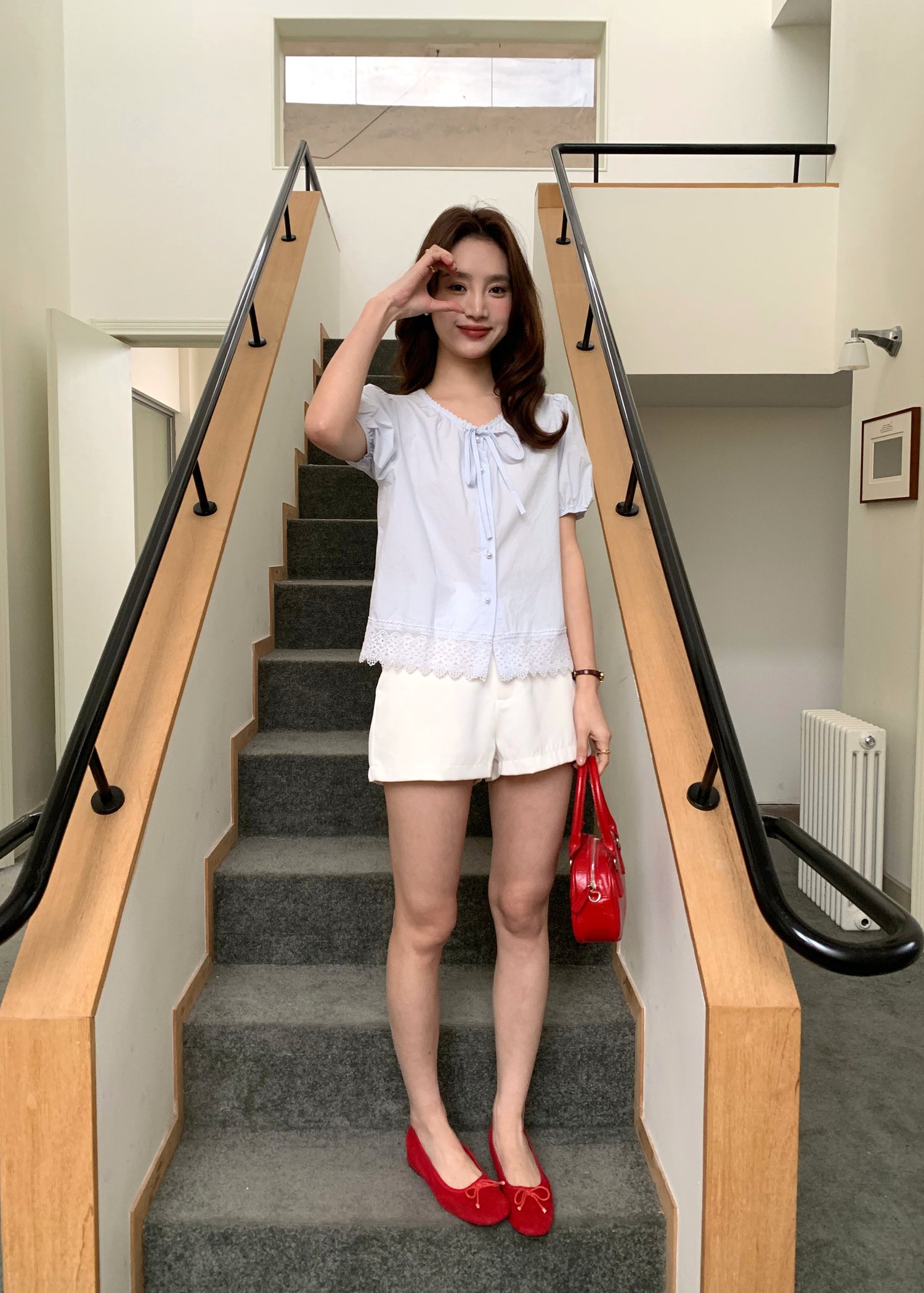 (DEFECT) Carine Lacey Pearl Buttoned Blouse in Blue