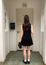 Anna Ruffles Mini Dress in Black