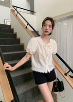(DEFECT) Carine Lacey Pearl Buttoned Blouse in Butter