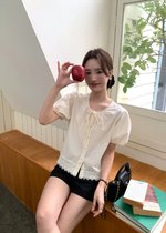 (DEFECT) Carine Lacey Pearl Buttoned Blouse in Butter