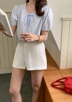 (DEFECT) Carine Lacey Pearl Buttoned Blouse in Blue