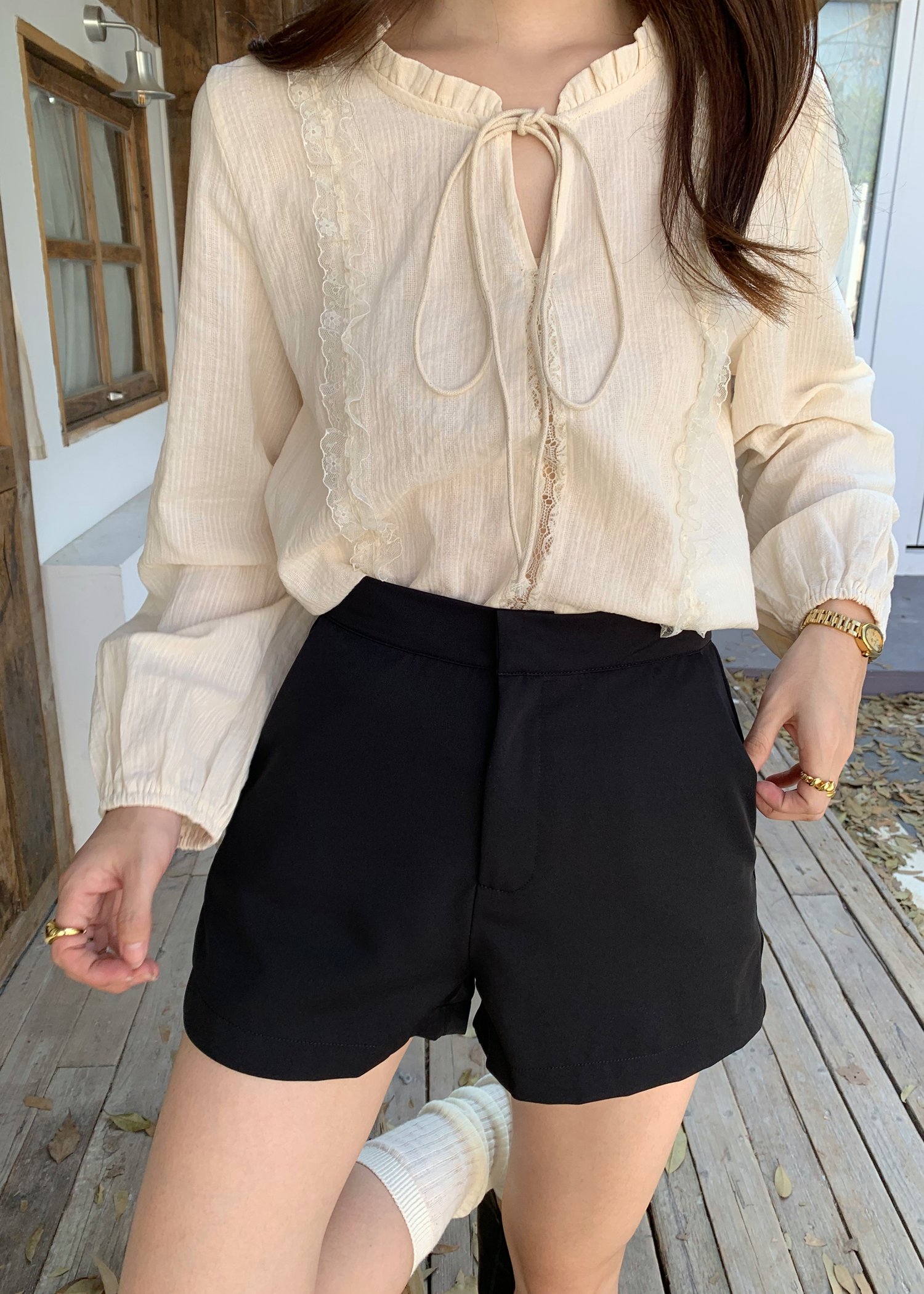 Your Everyday Classic Short in Black