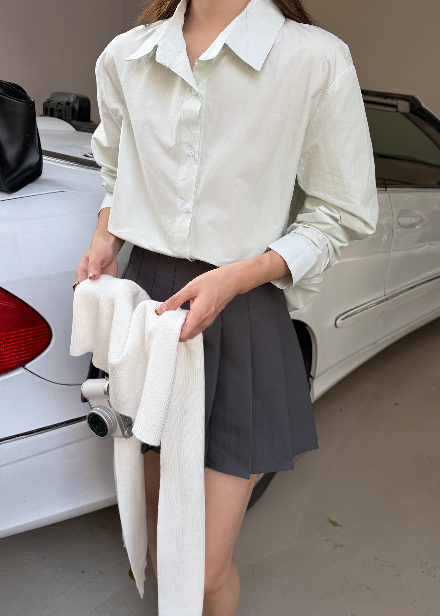 Laure Everyday Blouse in Milk Green