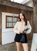 Your Everyday Classic Short in Black