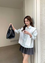 Laure Everyday Blouse in Milk Green