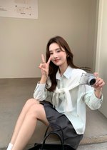 Laure Everyday Blouse in Milk Green