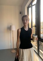 (DEFECT) Nera Cami Knit Top in Black