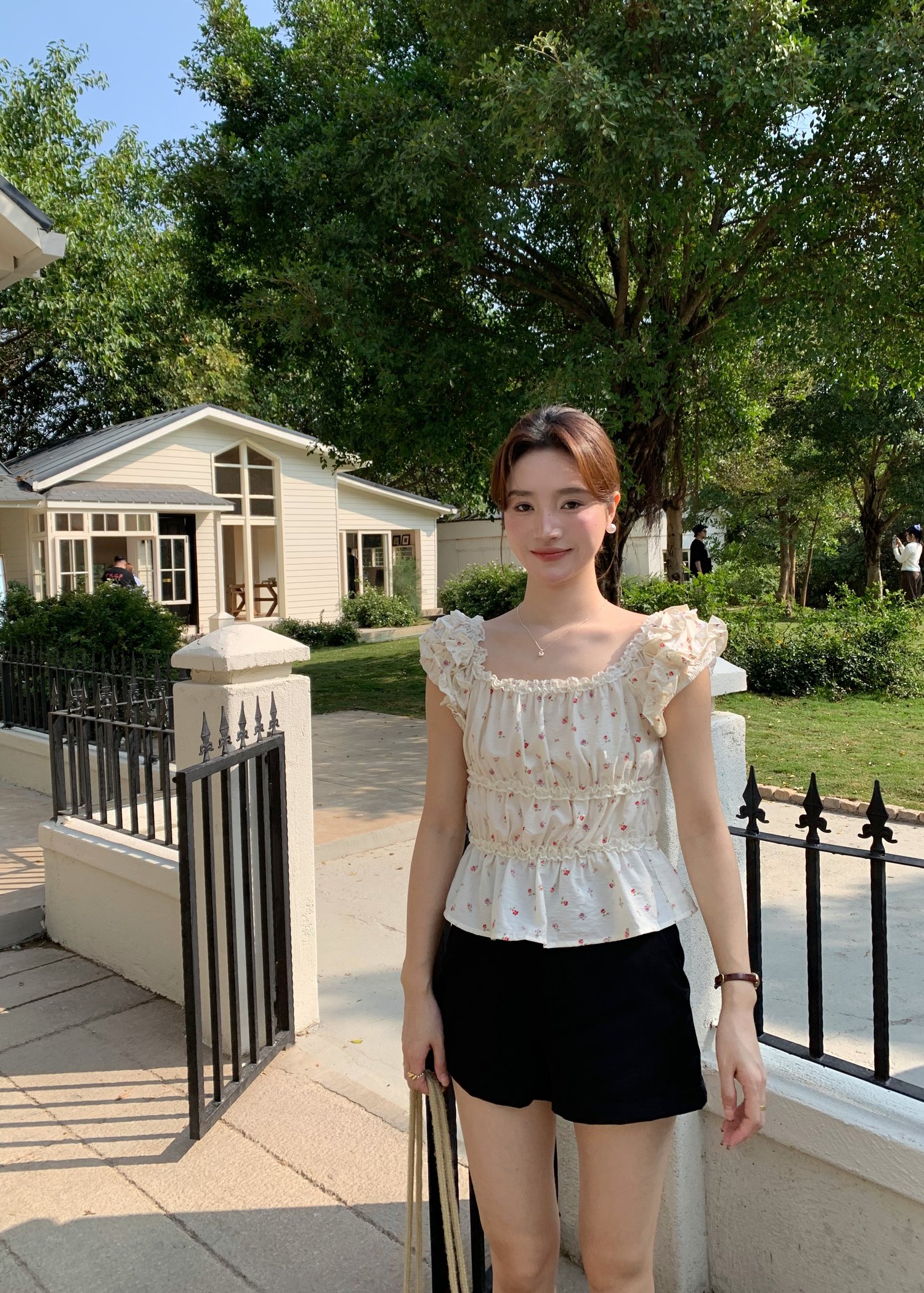 Your Everyday Classic Short in Black