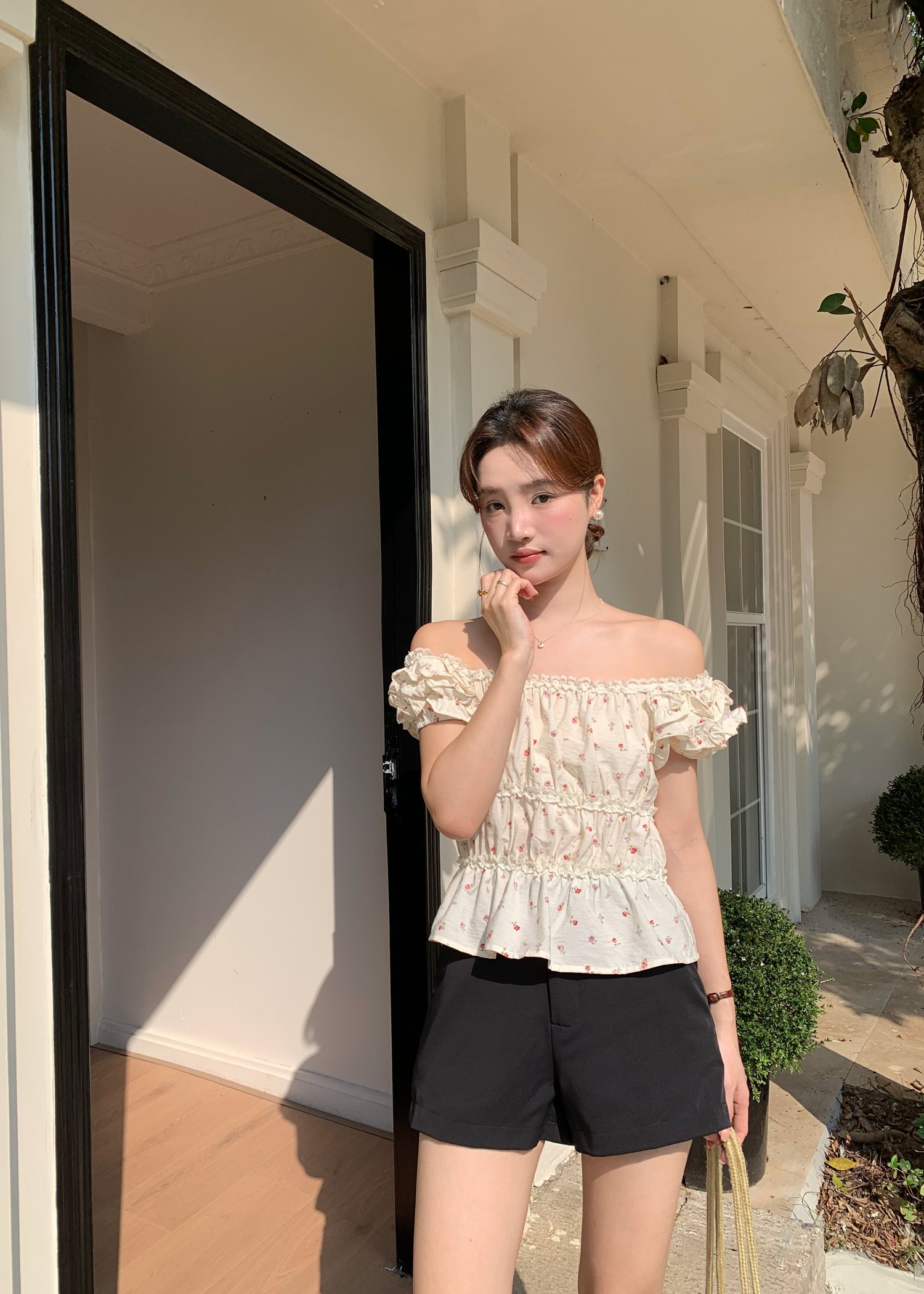 Mona Lacey Floral Top in Milk