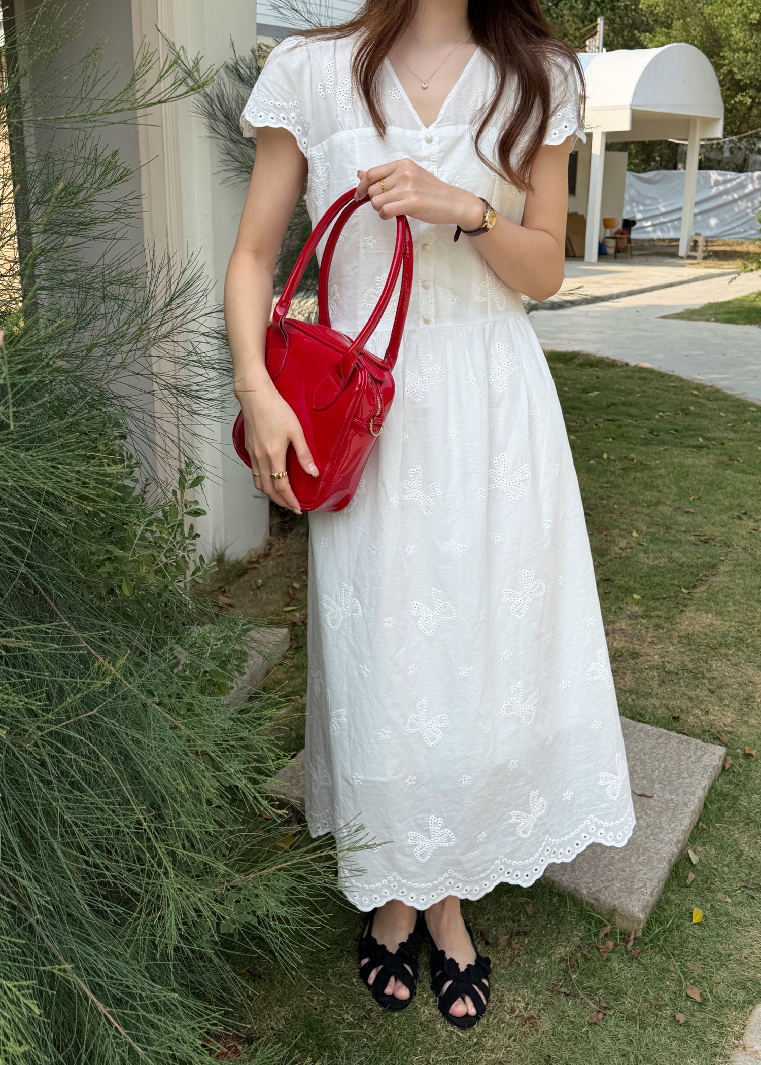 (DEFECT) Elise Embroidery Eyelet Dress in White