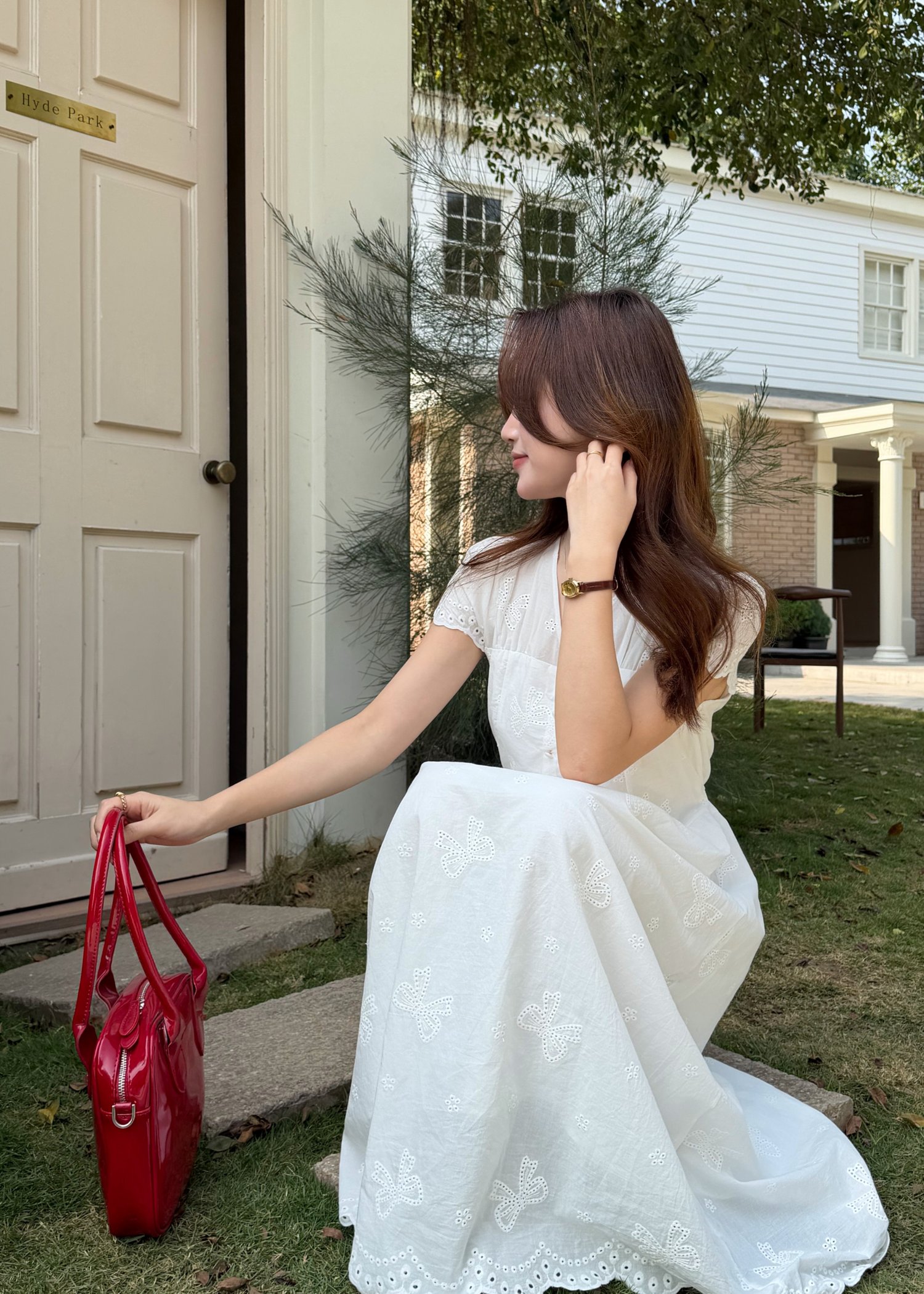 (DEFECT) Elise Embroidery Eyelet Dress in White