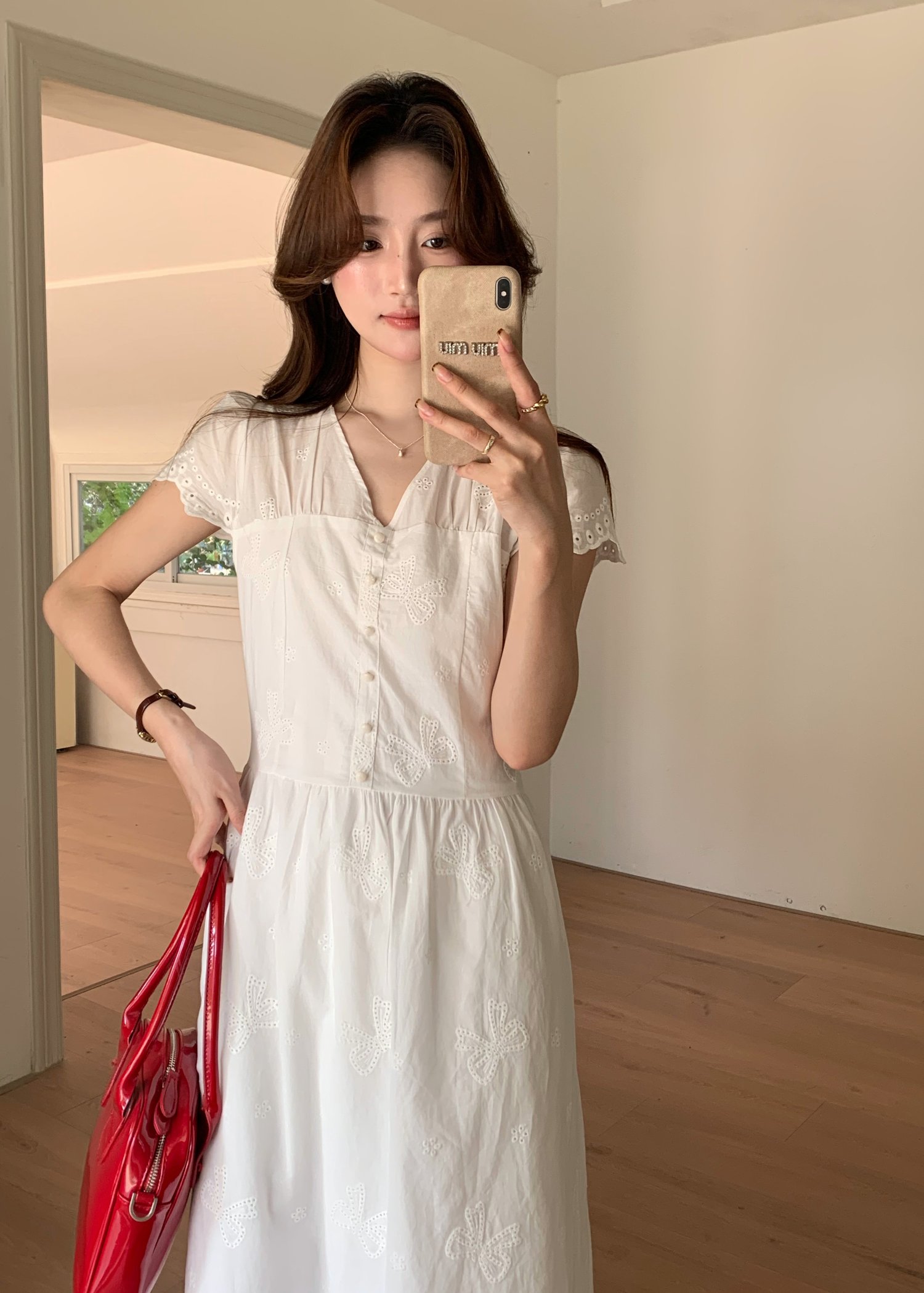 (DEFECT) Elise Embroidery Eyelet Dress in White