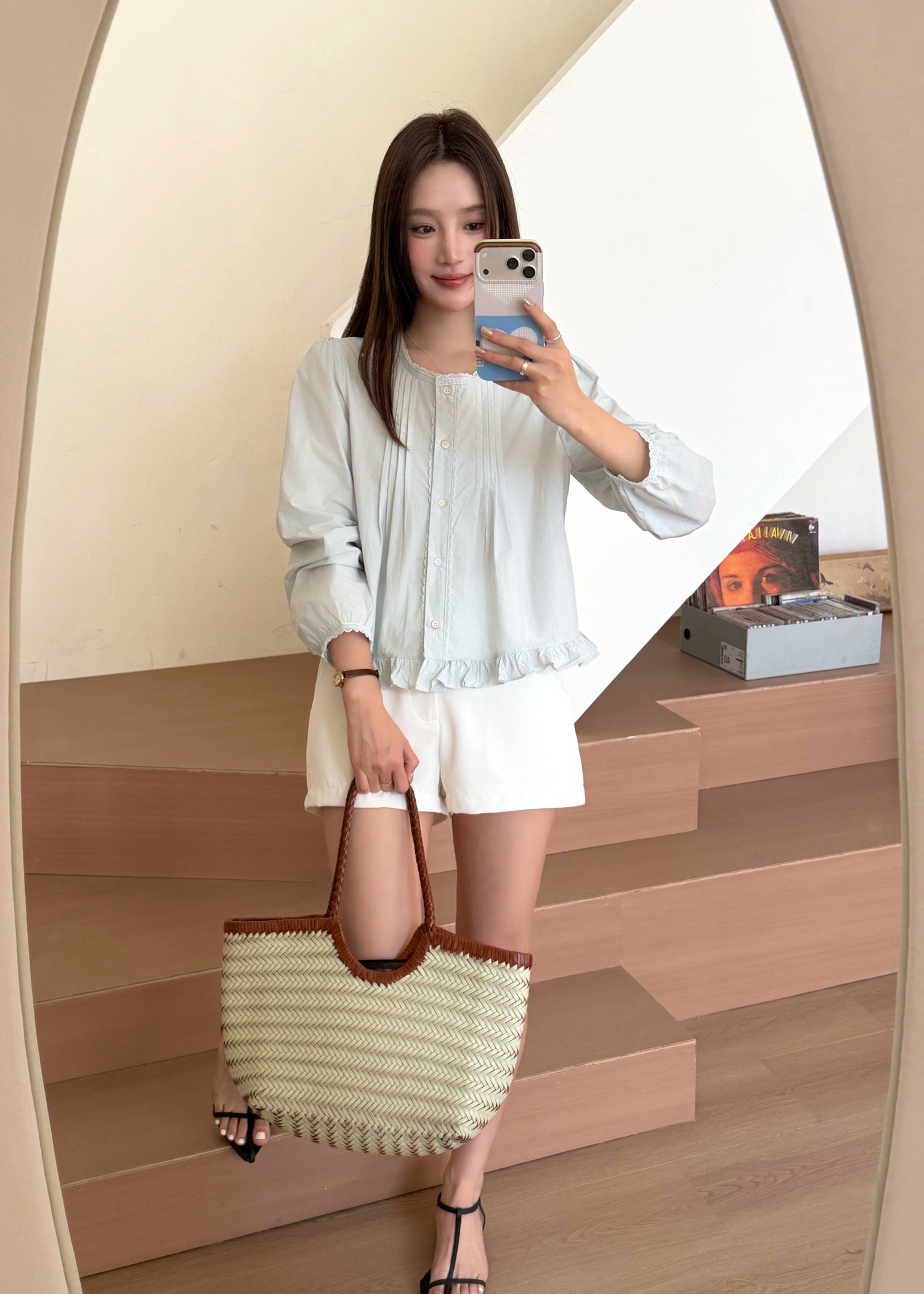 Your Everyday Classic Short in White