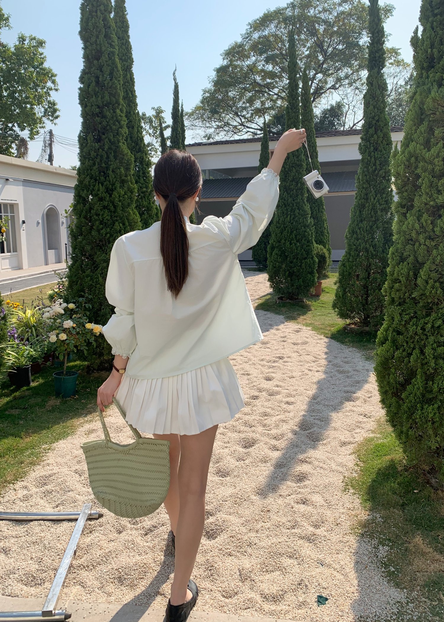 (DEFECT) Arris Lacey Pleated Blouse in Milk Green