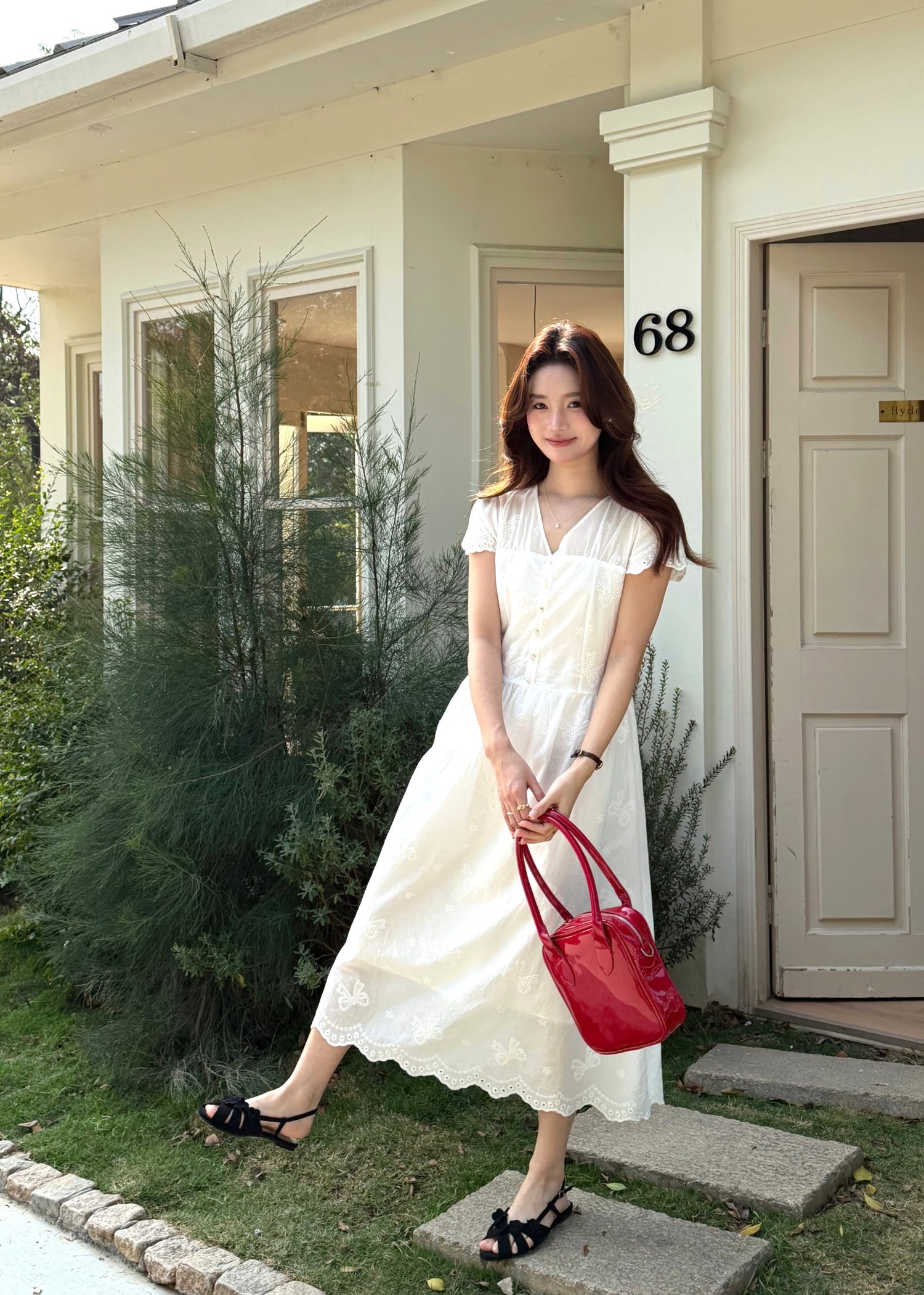 (DEFECT) Elise Embroidery Eyelet Dress in White