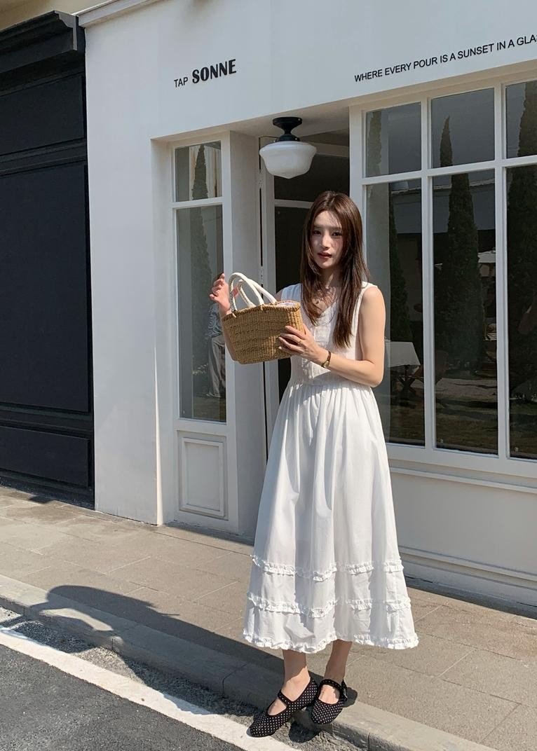 L' Amour Garden Lacey Dress in White