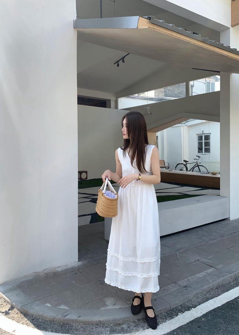 L' Amour Garden Lacey Dress in White