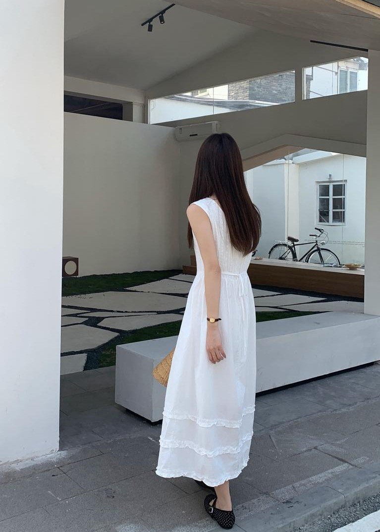 L' Amour Garden Lacey Dress in White