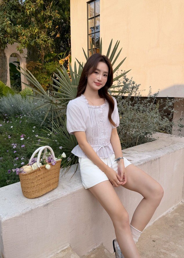 Your Everyday Classic Short in White