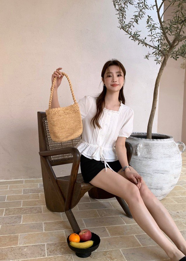 Your Everyday Classic Short in Black