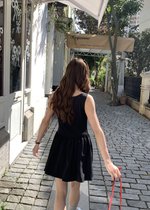 Diana Fleur Mini Dress in Black