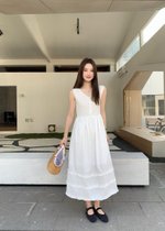 L' Amour Garden Lacey Dress in White