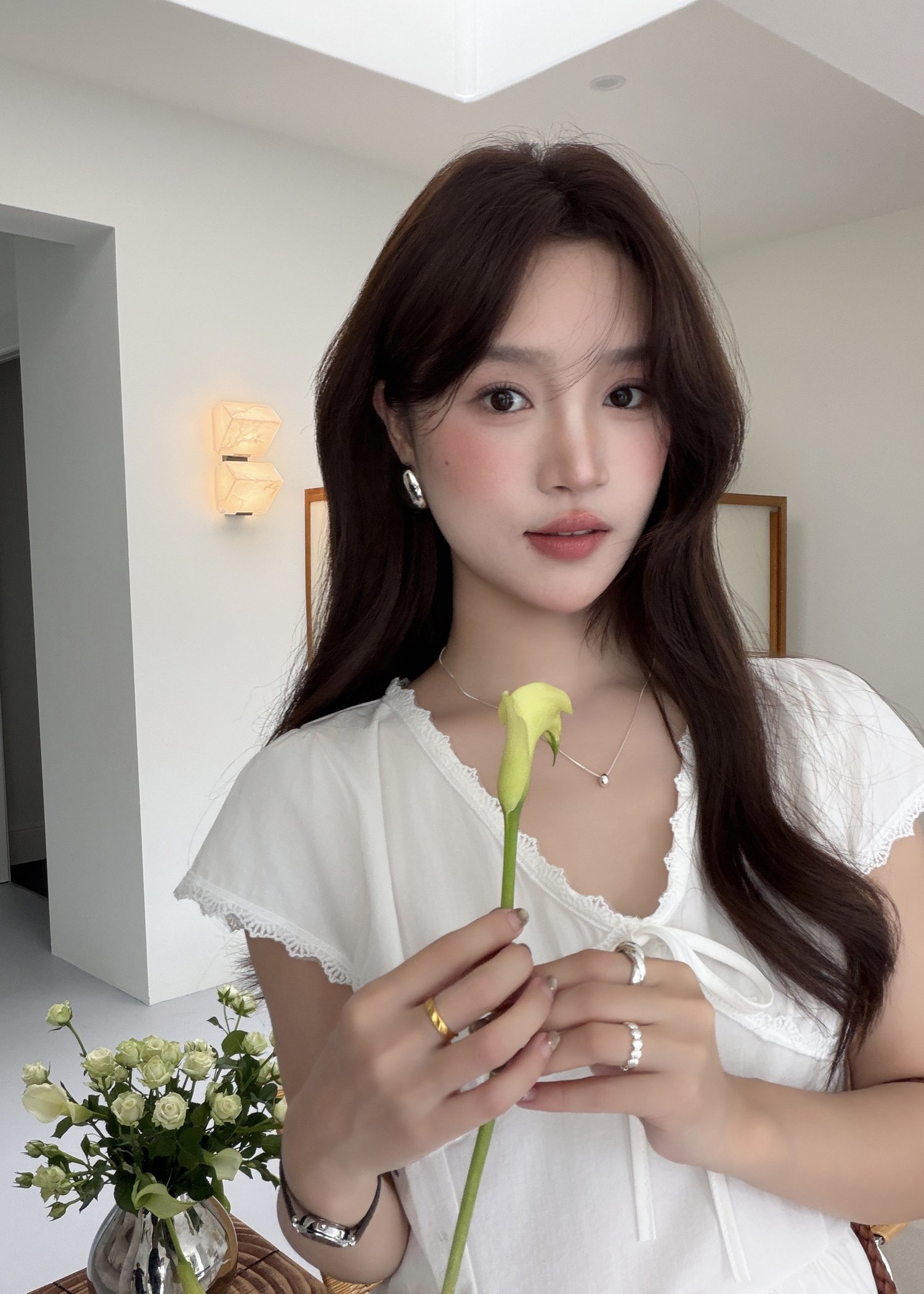 Alice Ribbon Lacey Blouse in White