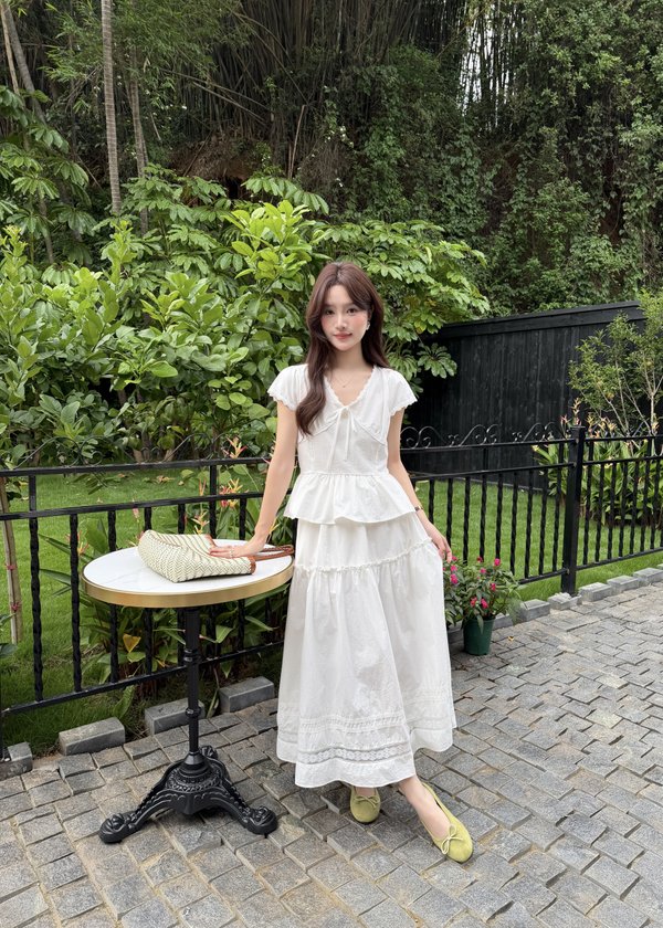 Alice Ribbon Lacey Blouse in White
