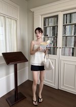 Annie Embroidery Eyelet Top in Apricot