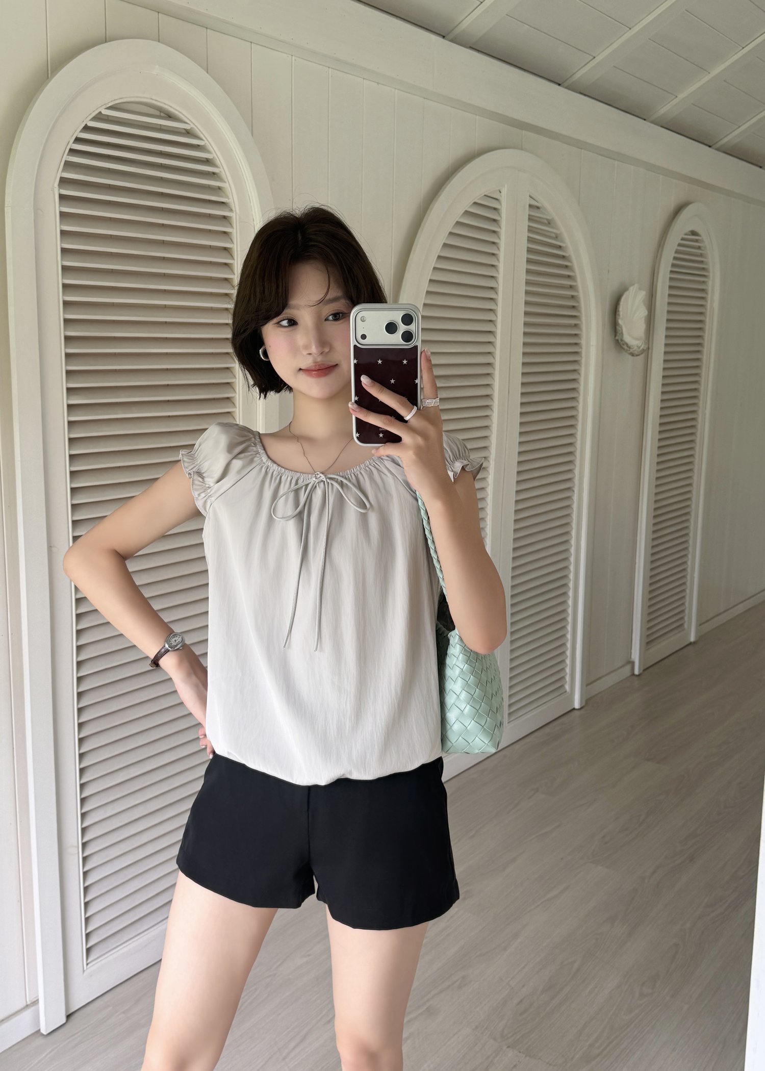 Lana Ribbon Puffy Top in Taupe