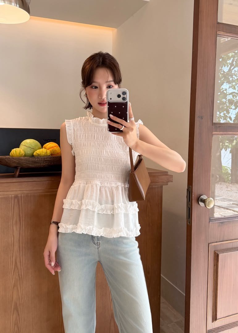 Emmie Ruffles Blouse in White