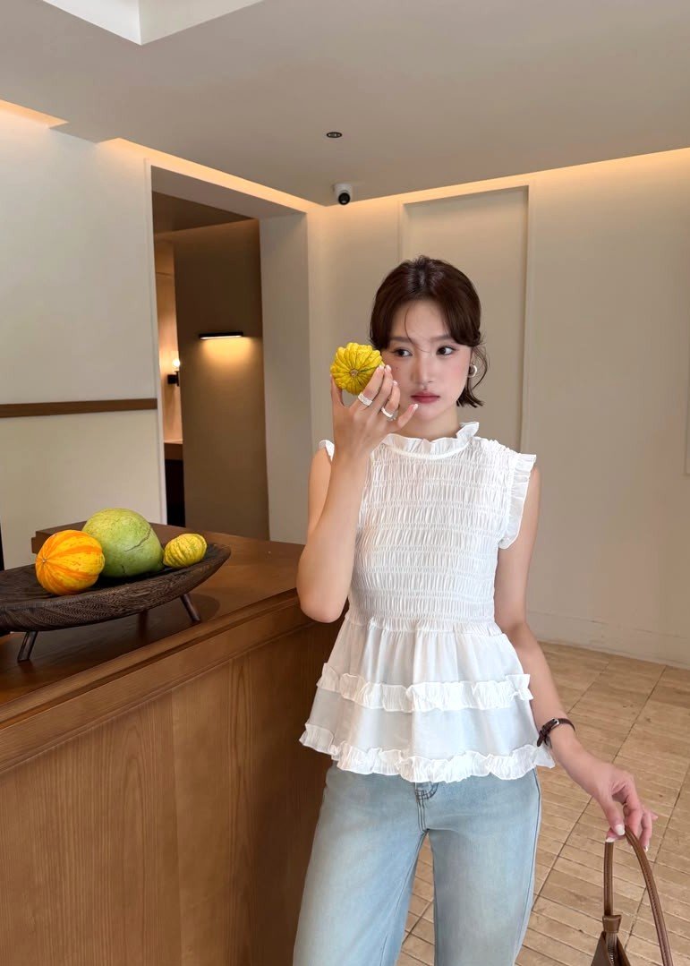 Emmie Ruffles Blouse in White