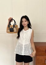 Yeon Floral Lacey Top in White